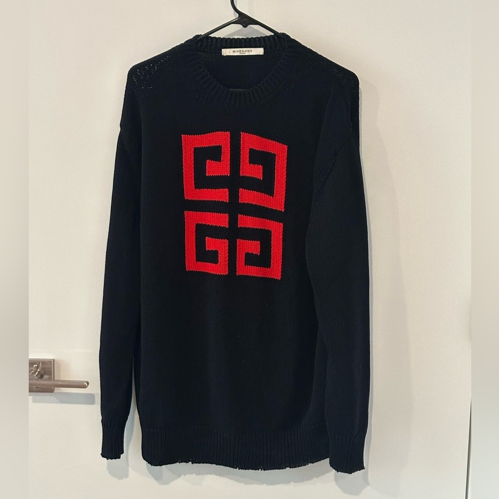GIVENCHY Sweater